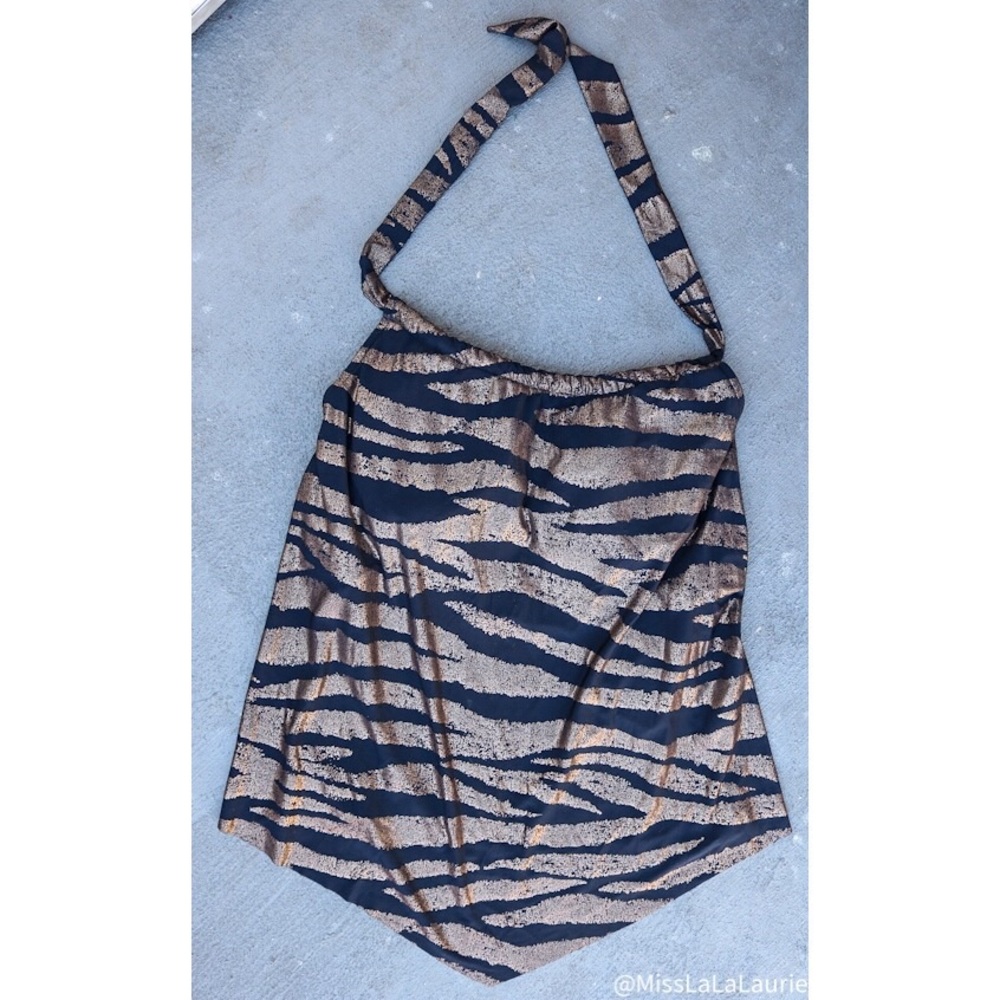 🔥NWT Magic Suit Halter with Built in Bra 💛🌵